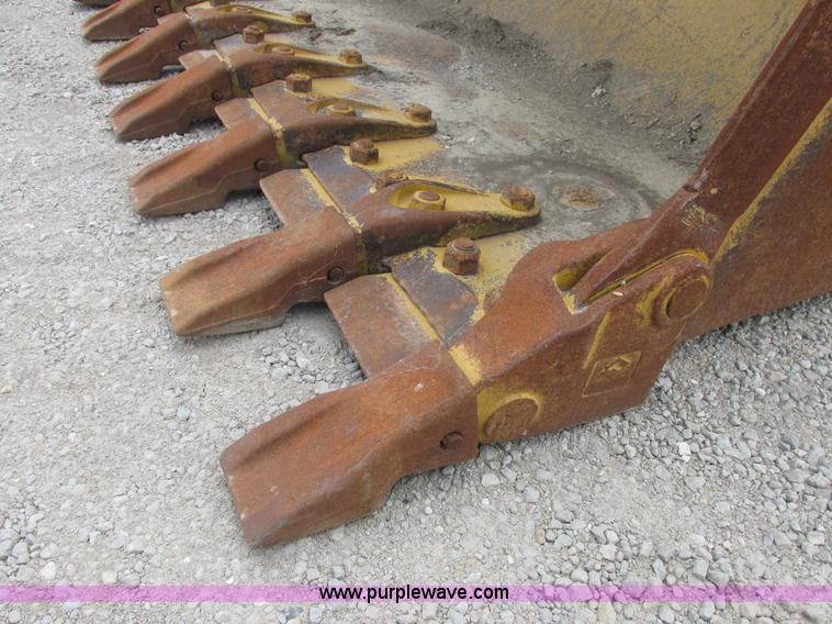 image for item E7316 2001 Caterpillar 963C track loader