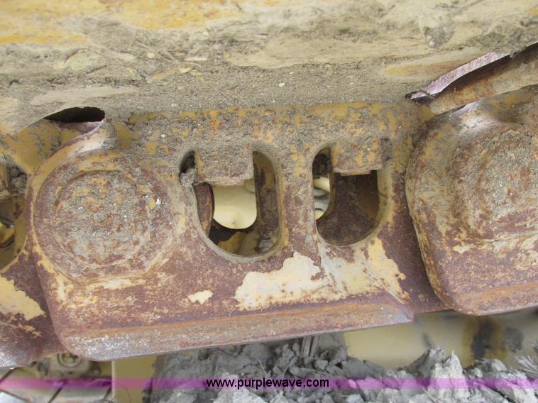 image for item E7316 2001 Caterpillar 963C track loader