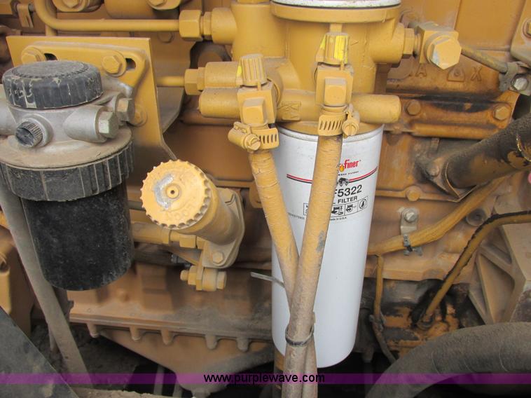 image for item E7316 2001 Caterpillar 963C track loader