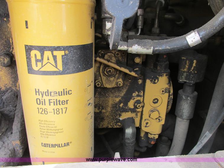 image for item E7316 2001 Caterpillar 963C track loader