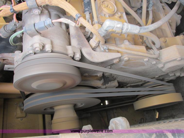 image for item E7316 2001 Caterpillar 963C track loader