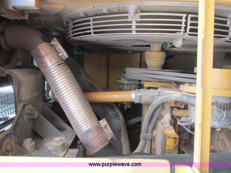 image for item E7316 2001 Caterpillar 963C track loader