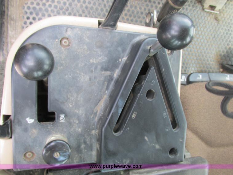 image for item E7316 2001 Caterpillar 963C track loader