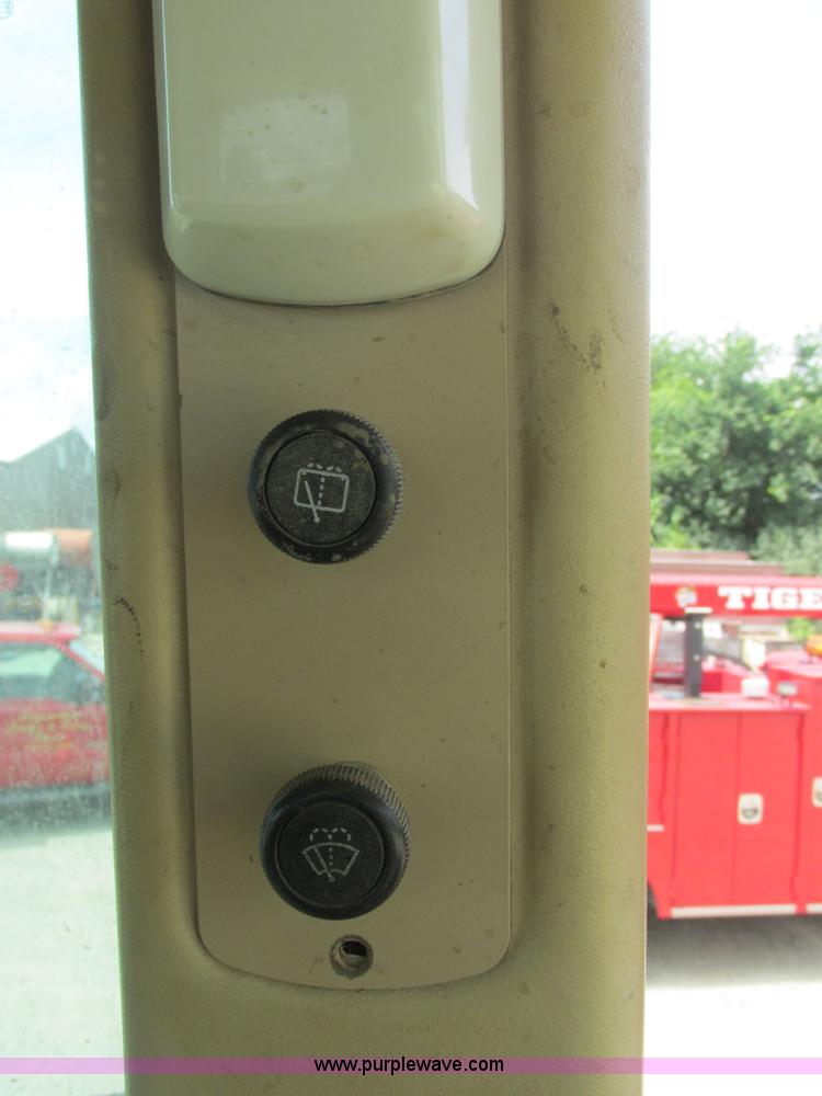 image for item E7316 2001 Caterpillar 963C track loader