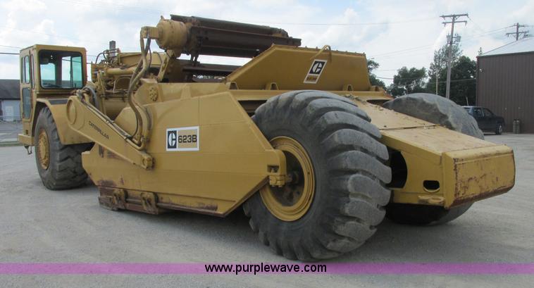 image for item E7317 Caterpillar 623B elevating scraper