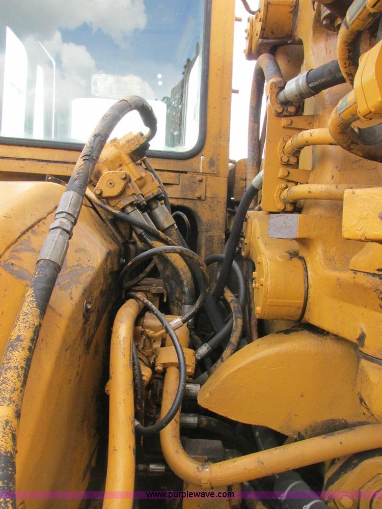 image for item E7317 Caterpillar 623B elevating scraper