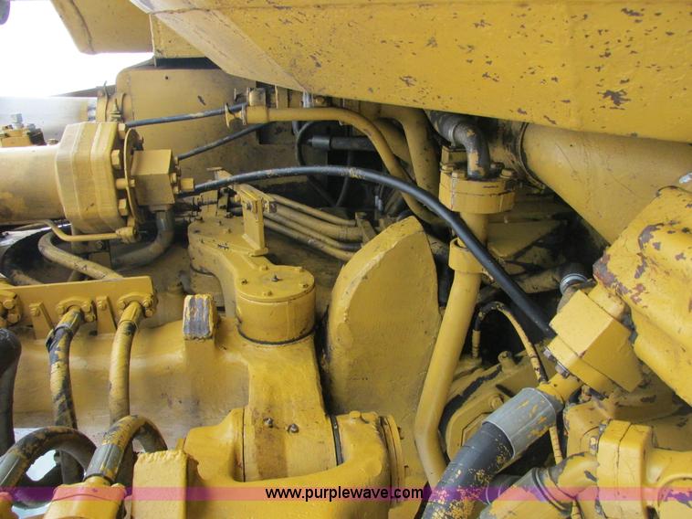 image for item E7317 Caterpillar 623B elevating scraper