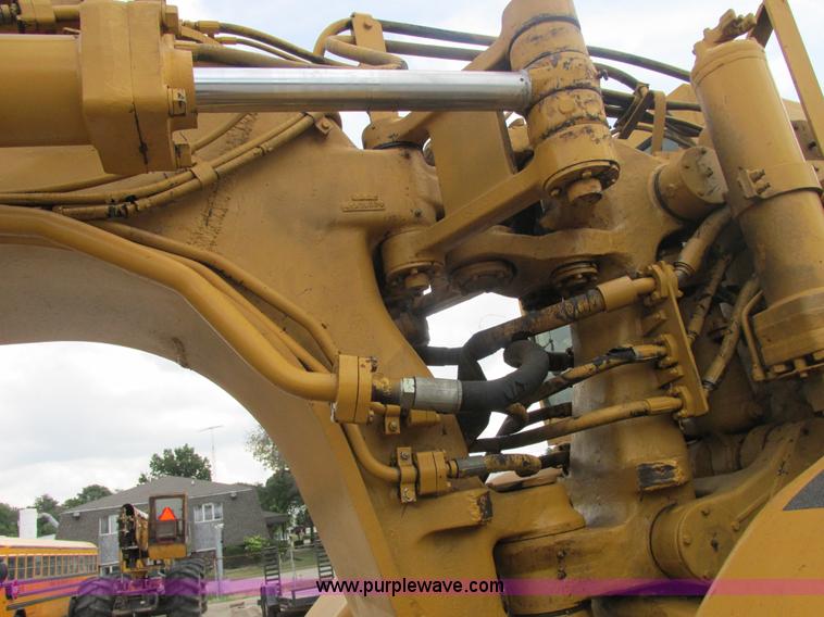 image for item E7317 Caterpillar 623B elevating scraper