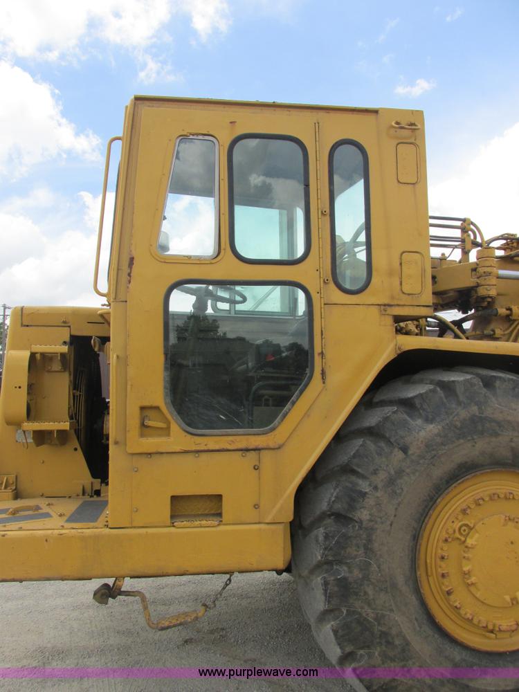 image for item E7317 Caterpillar 623B elevating scraper
