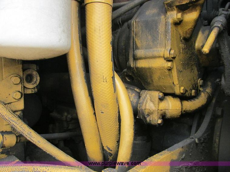 image for item E7317 Caterpillar 623B elevating scraper