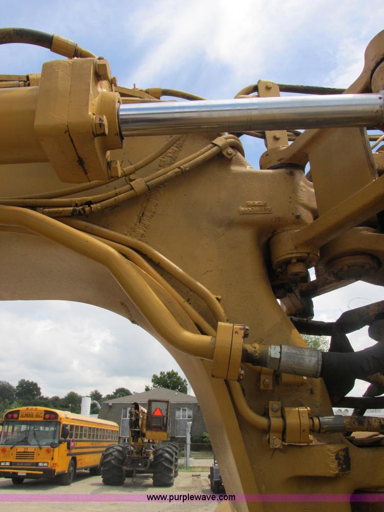 image for item E7317 Caterpillar 623B elevating scraper