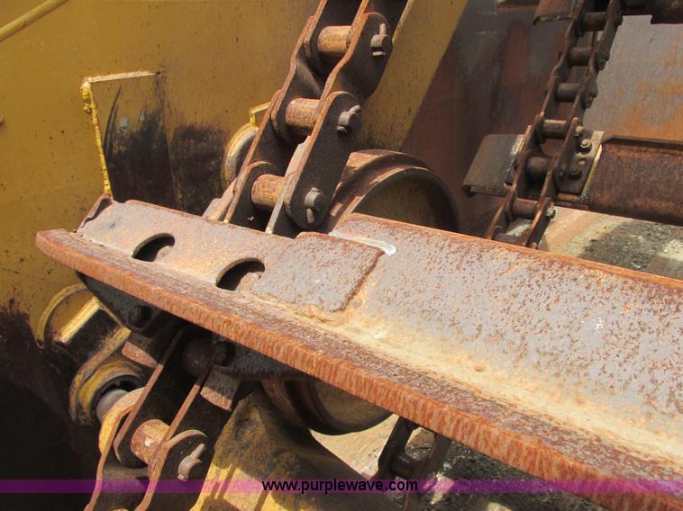 image for item E7317 Caterpillar 623B elevating scraper