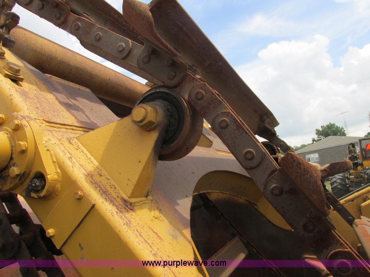 image for item E7317 Caterpillar 623B elevating scraper