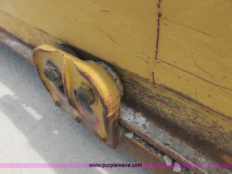 image for item E7317 Caterpillar 623B elevating scraper