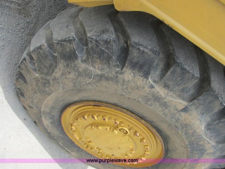 image for item E7317 Caterpillar 623B elevating scraper