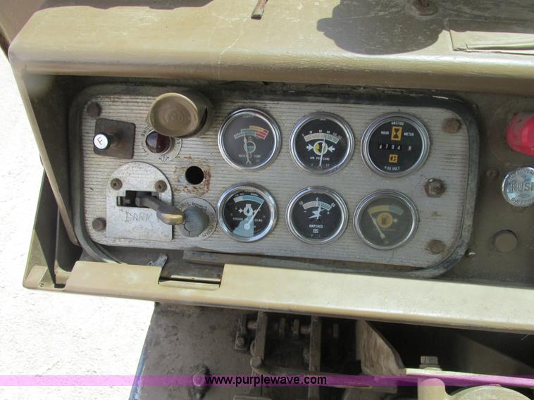 image for item E7317 Caterpillar 623B elevating scraper