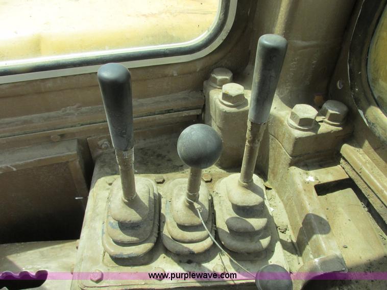 image for item E7317 Caterpillar 623B elevating scraper