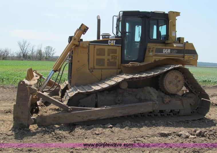 image for item F5091 2003 Caterpillar D6R LGP Series II dozer