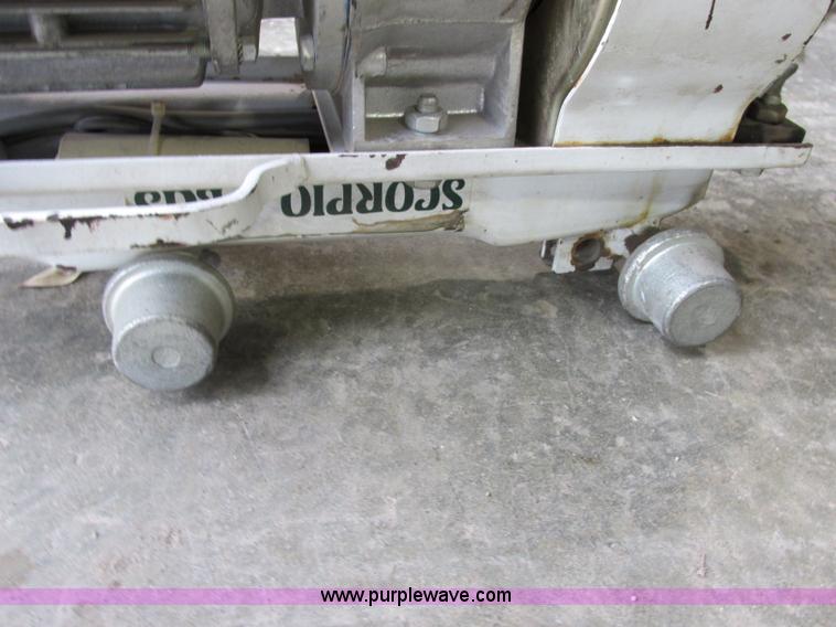 image for item F5175 Beta-Max electric hoist lift