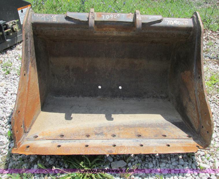 image for item F5180 Bobcat 36" trenching bucket