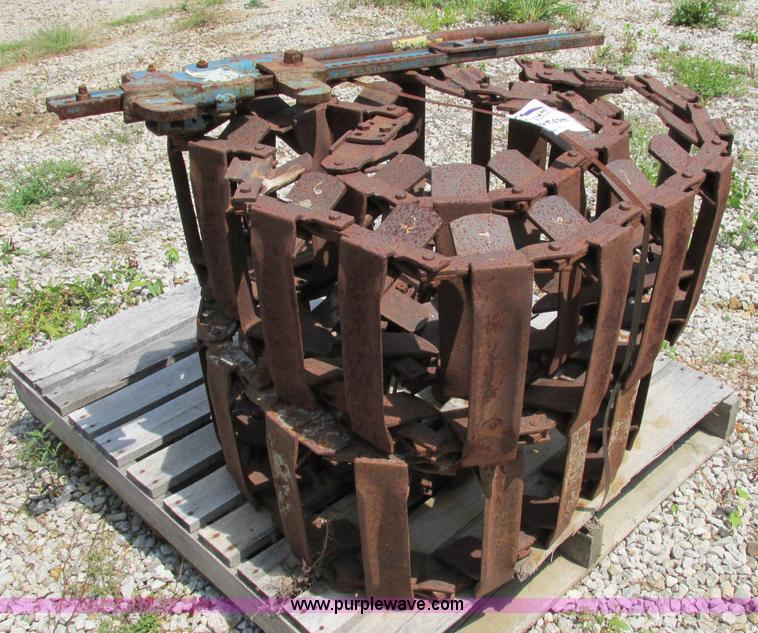 image for item F5182 Skid steer steel tracks