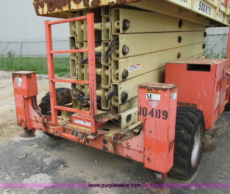 image for item F5189 2002 JLG 500RTS rough terrain scissor lift