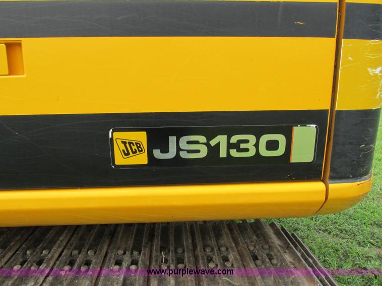 image for item F5190 2006 JCB JS130 excavator