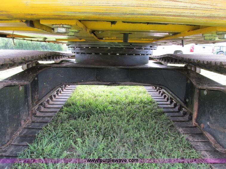 image for item F5190 2006 JCB JS130 excavator