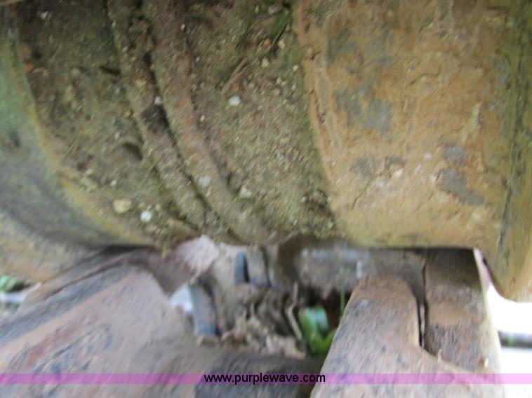 image for item F5190 2006 JCB JS130 excavator