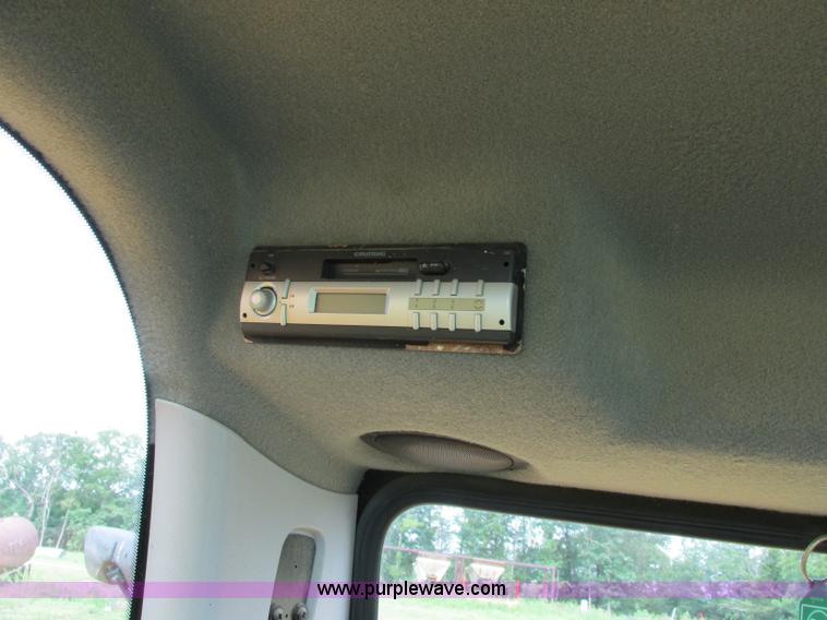 image for item F5190 2006 JCB JS130 excavator