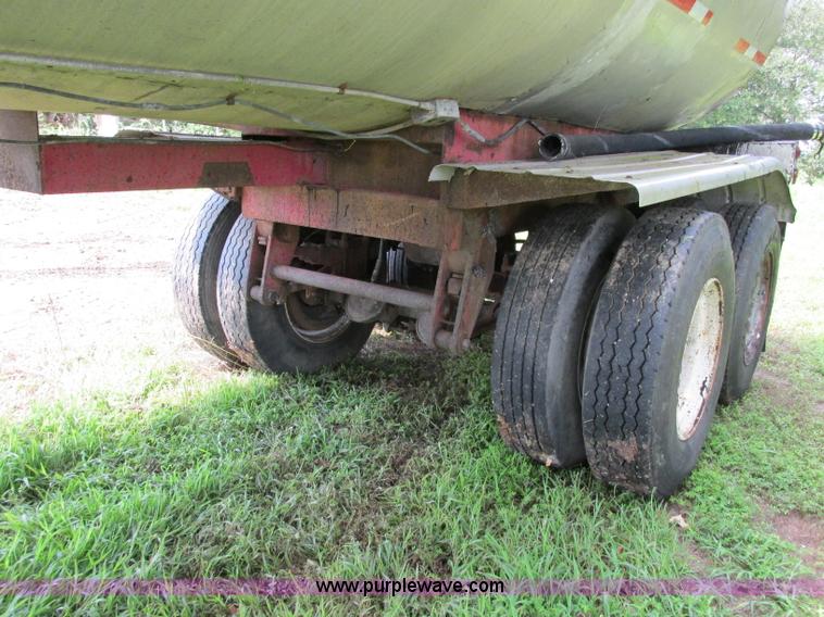 image for item F5194 1964 Standard Steelworks insulated tanker trailer