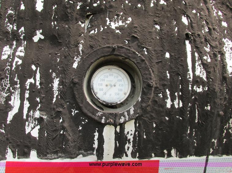 image for item F5194 1964 Standard Steelworks insulated tanker trailer