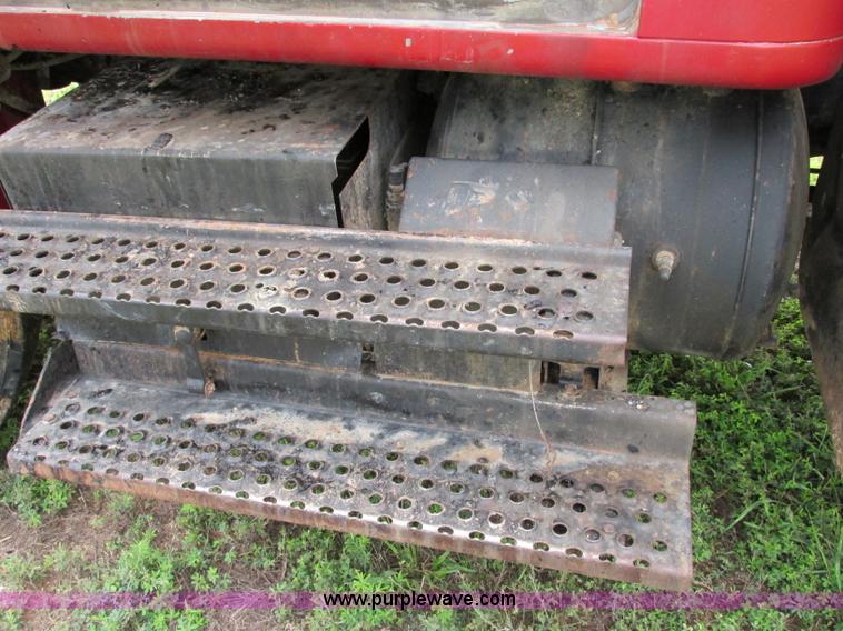 image for item F5195 1992 International 4900 dump truck