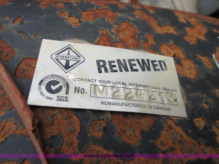 image for item F5196 1992 International 4900 cab and chassis