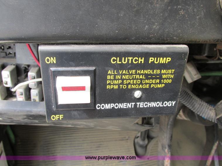 image for item F5197 1997 International 4900 dump truck