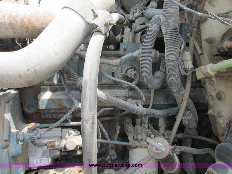 image for item F5197 1997 International 4900 dump truck