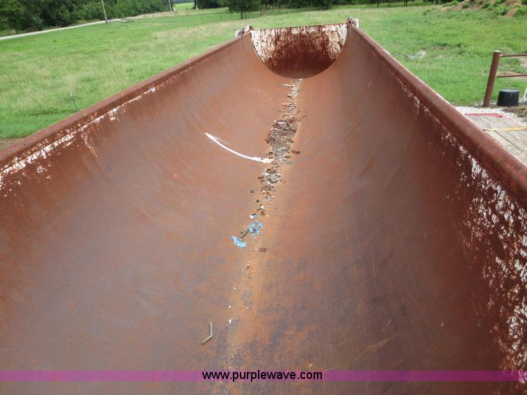 image for item F6648 2000 CPS 32' end dump trailer