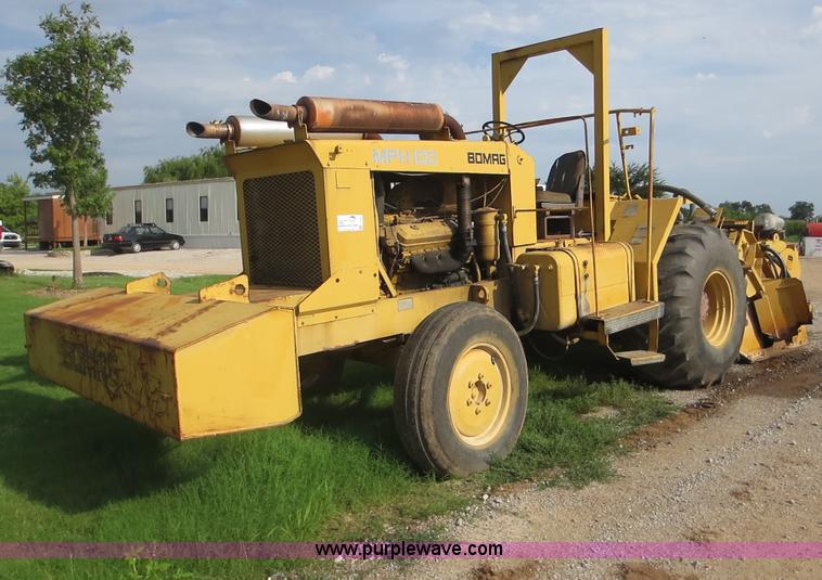 image for item F6649 1985 Bomag MPH100 reclaimer