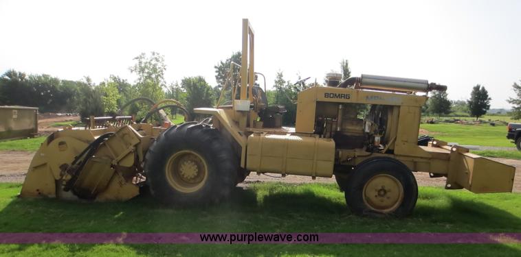 image for item F6649 1985 Bomag MPH100 reclaimer