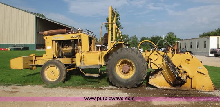 image for item F6649 1985 Bomag MPH100 reclaimer