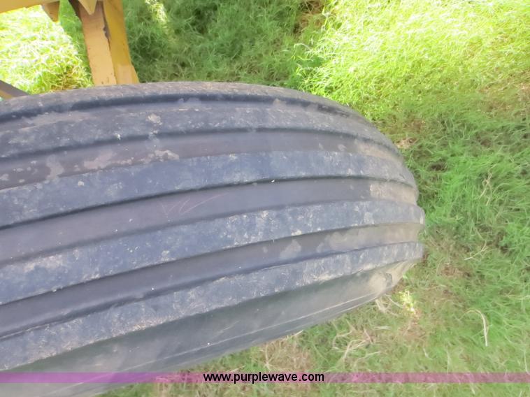 image for item F6649 1985 Bomag MPH100 reclaimer