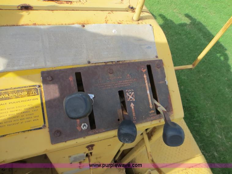 image for item F6649 1985 Bomag MPH100 reclaimer