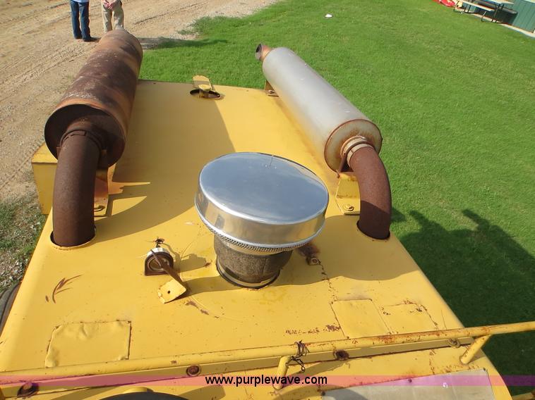 image for item F6649 1985 Bomag MPH100 reclaimer