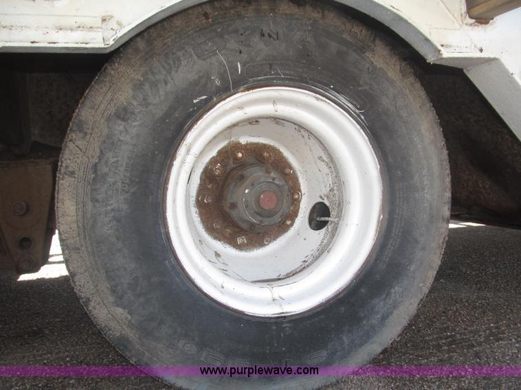 image for item F7060 1993 Muvall 48' double drop equipment trailer