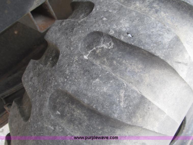 image for item F7067 1986 1.5 ton dump utility trailer