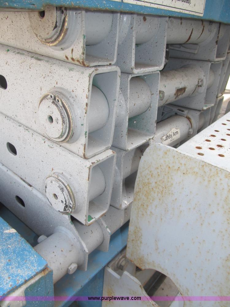 image for item F7068 Genie GS1930 scissor lift