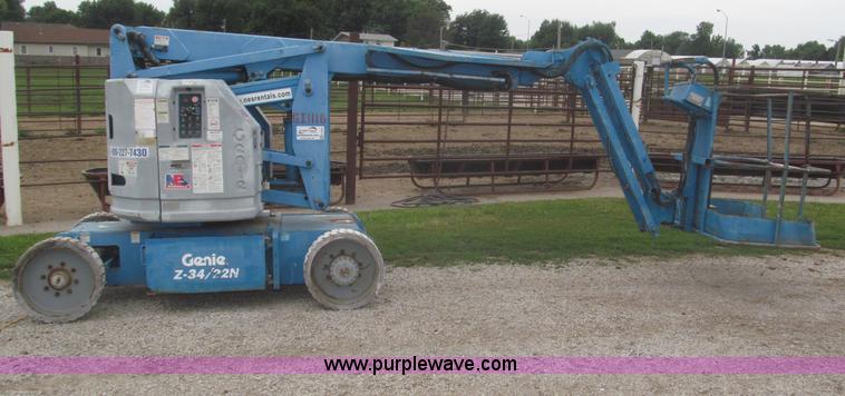 image for item F7076 1999 Genie Z34/22N narrow electric boom lift