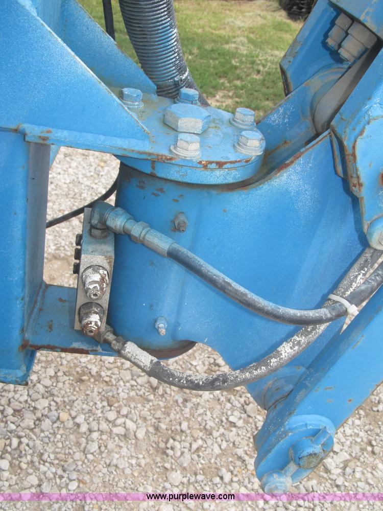 image for item F7076 1999 Genie Z34/22N narrow electric boom lift