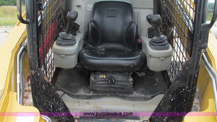 image for item G2054 2008 Caterpillar 289C multi-terrain skid steer