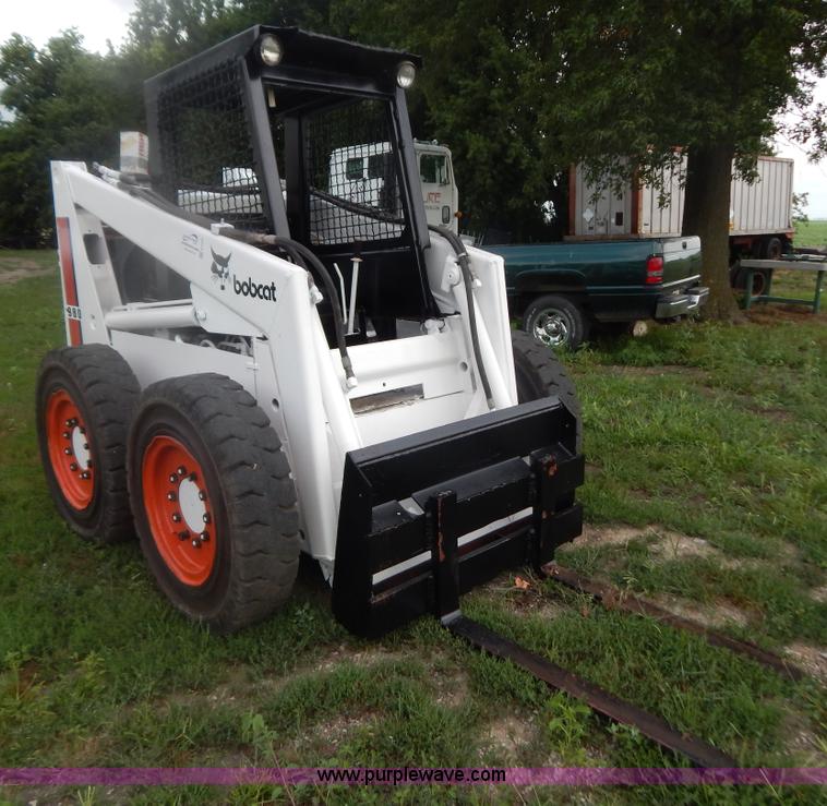 image for item G3329 Bobcat 980 skid steer